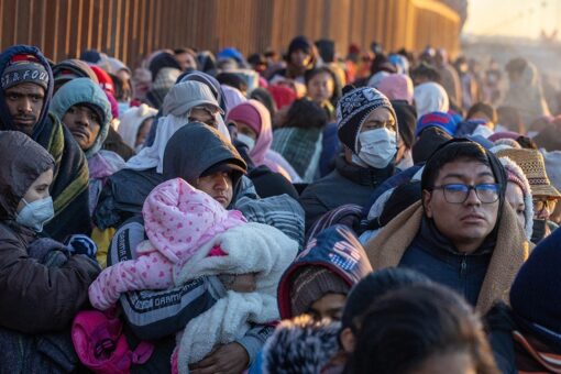 Supreme Court justices issue scathing Title 42 dissent: ‘We are a court of law’