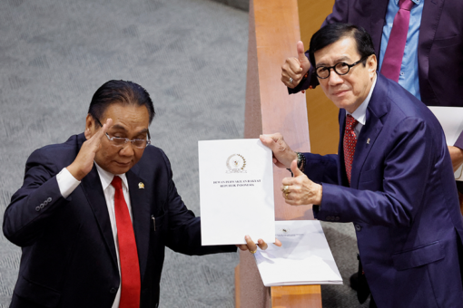 Indonesia approves criminal code banning sex outside of marriage