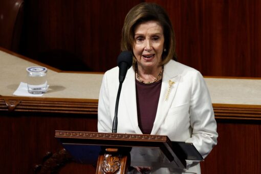 Nancy Pelosi told Emmanuel Macron that she crushes a hotdog every day on Capitol Hill