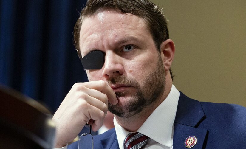 Texas Rep. Dan Crenshaw proposes $6,500 bonus for Border Patrol Agents