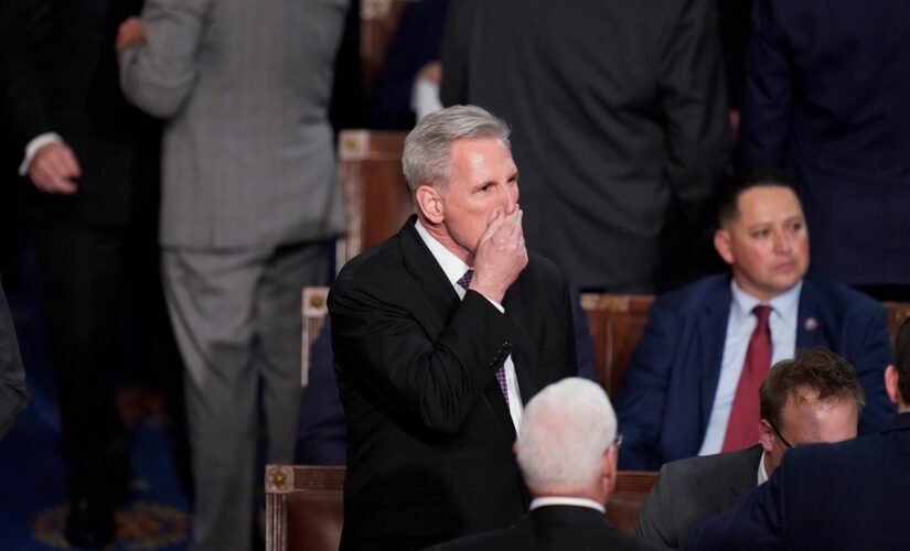 McCarthy loses another speaker vote without gaining ground in 8th round ballot