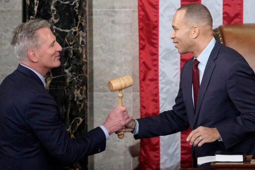 McCarthy, GOP, Dems unite behind new China committee: ‘The era of trusting communist China is over’