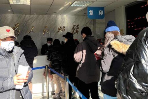 Chinese citizens eager to renew passports after China drops border controls