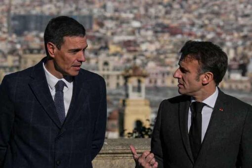 French President Emmanuel Macron, Spanish Prime Minister Pedro S?nchez sign friendship treaty in Barcelona