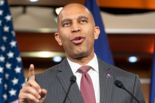 Democrats stress unity message, but pivot from addressing Cori Bush calling Byron Donalds a ‘prop’