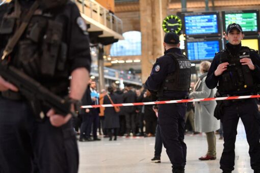 Paris train station attacker shot after injuring 6 with ‘bladed weapon’