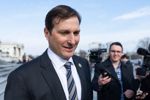 Democratic Rep. Dan Goldman says Trump, Biden classified document scandals are ‘apples and oranges’