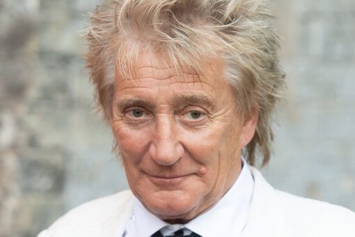 Rod Stewart says ‘farewell’ to late brother Bob after losing eldest sibling Don: ‘Two of my best mates gone’