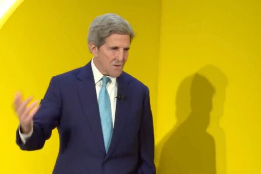 John Kerry applauds fellow Davos attendees as ‘extraterrestrial’ for wanting to save the planet