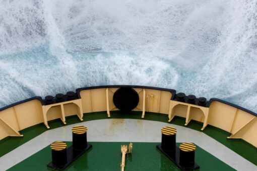 Massive waves bombard Drake Passage cruise ships in viral videos. What to know about Antarctica cruises