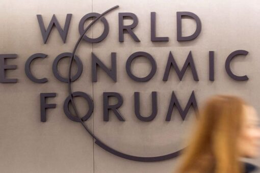 Recession fears loom as WEF summit begins